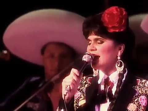 Linda Ronstadt - La Cigarra, Conciones De Mi Padre Concert with Mariachi Vargas