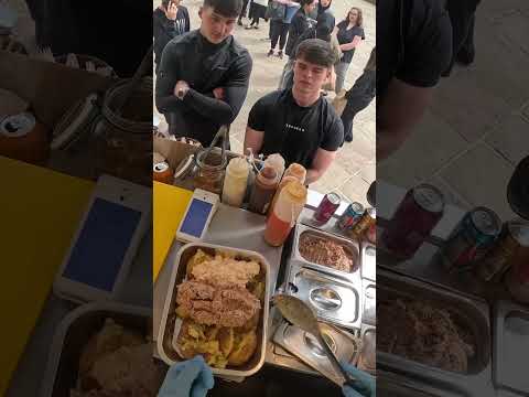 A whole chicken? 😱