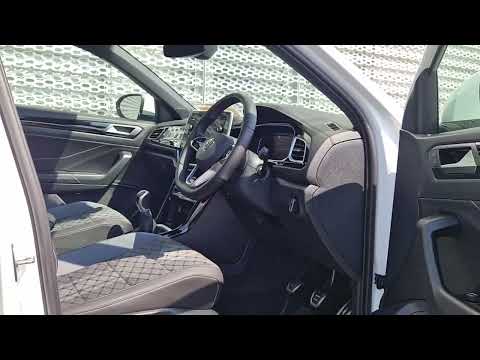 Volkswagen T-Roc R-Line Plus 1.0TSI - Image 2