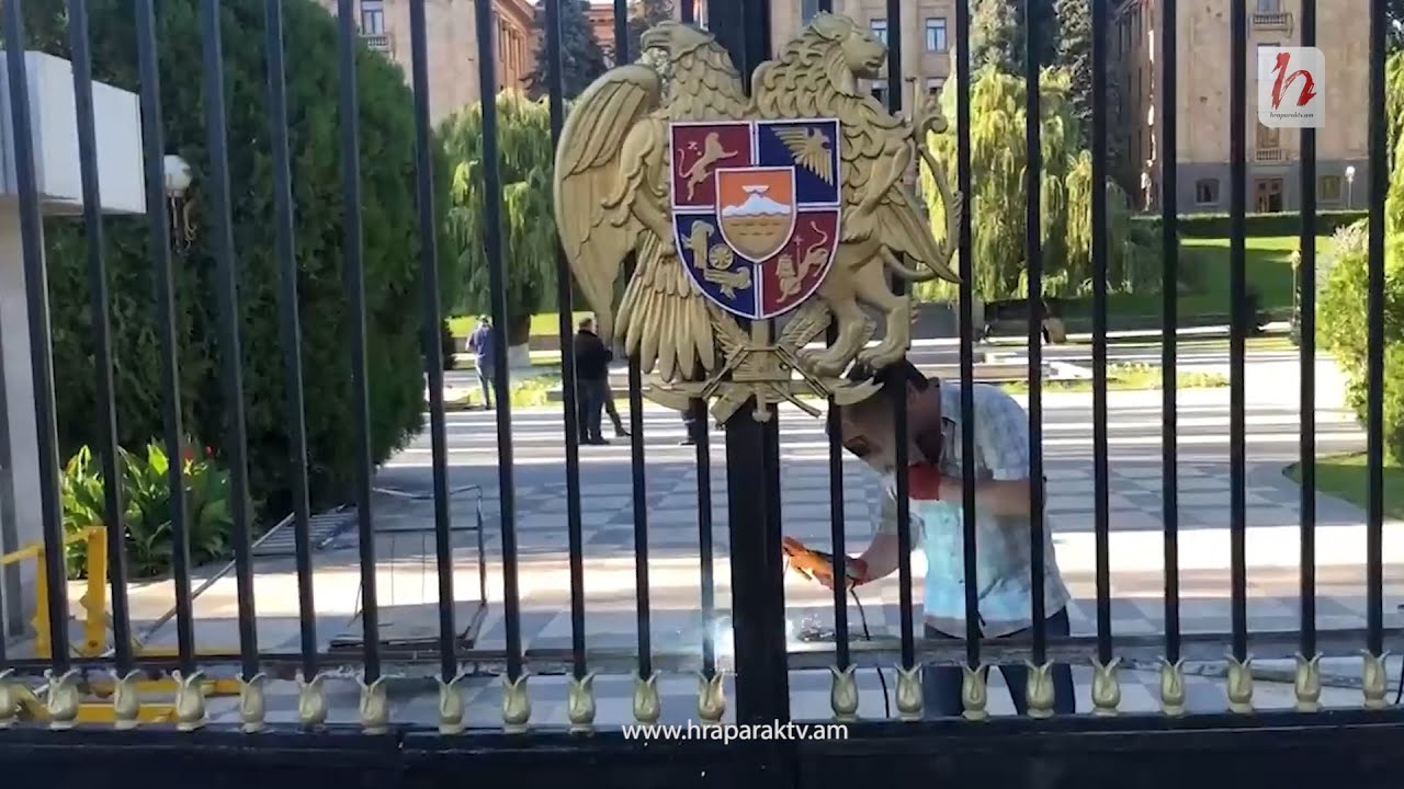 2, 8 մլն դրամ՝ ԱԺ դարպասների համար