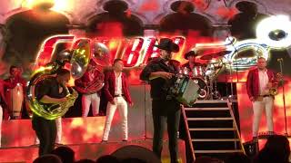 El Ingeniero- Calibre 50( en vivo)