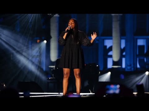 Mentissa Aziza: “ Et Bam” Live ( Grand place de Bruxelles)