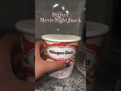 Nothing better than the limited edition ~ peppermint bark 🍨❤️ #lovehaagendazs #haagendazs