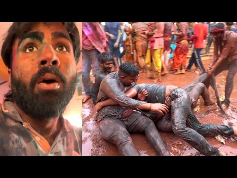 Khatarnak holi khel li