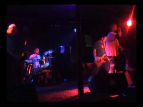 17 Stitches part 2 of 3 Live in southend july 2001