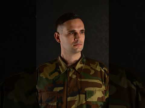 Ustanik - Ratnikova Vjera