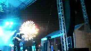 My Morning Jacket plays &quot;War Begun,&quot; meets the Human Fly