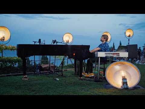 Pianotron by Zvjezdan Ružić: Life On Mars? (David Bowie) | Live at American Gardens