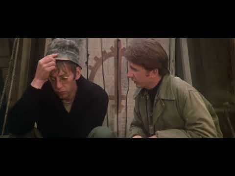 Donald Sutherland, in M*A*S*H - problem