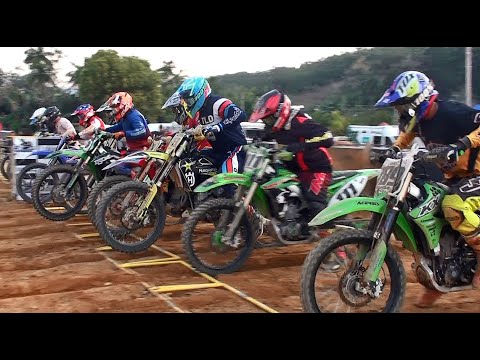 Disputa até a ultima volta na corrida das 450cc no Velocross - Vx1 foi show de roda