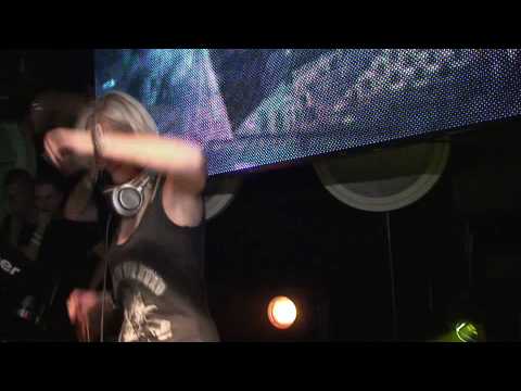 Mademoiselle Luna - Want you to be mine