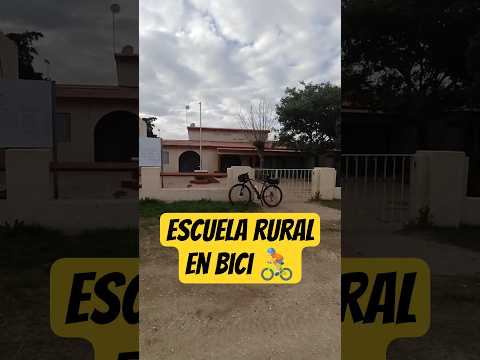 En bici a la escuela rural 🏫🚴‍♂️