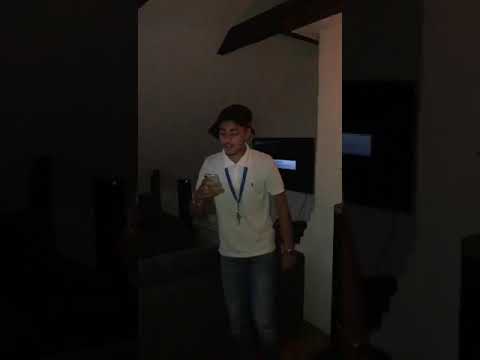 Mina grabbar 100 man