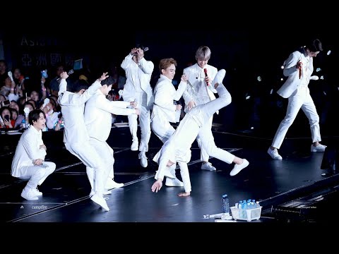 (180603) EXO Funny Moment @ ElyXion In Hongkong