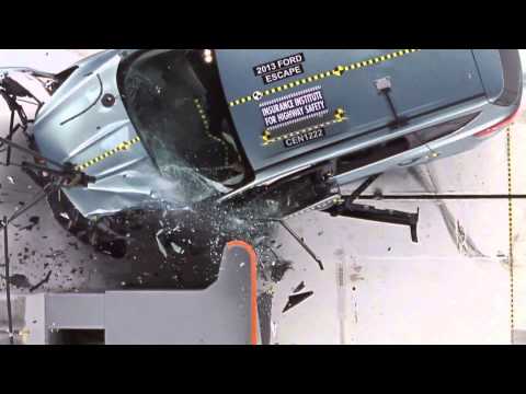 2013 Ford Escape [Kuga] CRASH TEST IIHS - Small Overlap Test