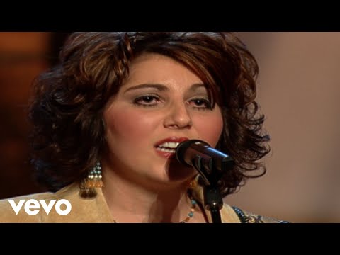 Bill & Gloria Gaither - Another Soldier Down [Live] ft. The Isaacs