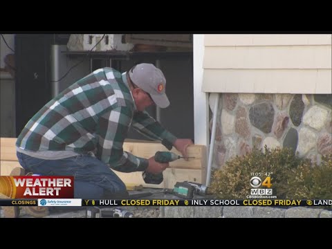 Scituate Prepares For Flooding, Rough Seas