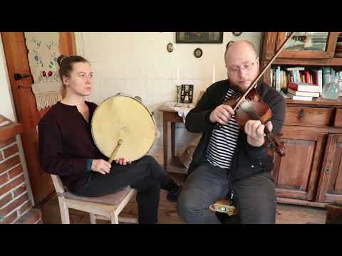 Mateusz Kowalski z kapelą