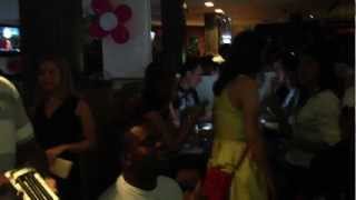 Samba do Leblon recebe Adilson Bispo