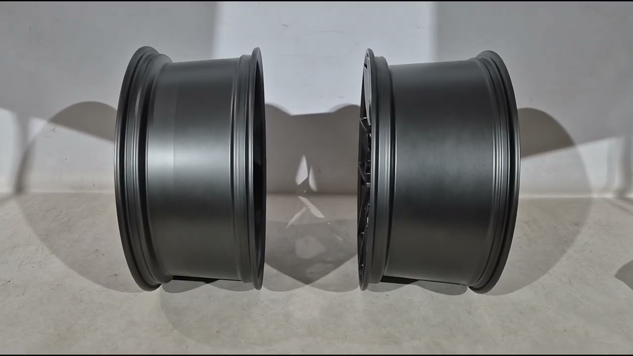 BMW X5 G05 2019–2026 Kovana OEM platišča R22 V6 (4 kos) Video 1