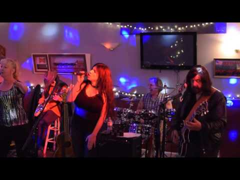 LOL Barbie and Simms Band perform Making My Way South