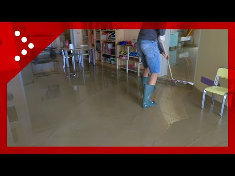 Gatteo (FC), scuola allagata: si puliscono le aule