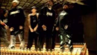 D-12 feat EMINEM, Leave Dat Boy Alone, clip.........