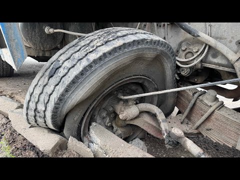 “Old Man Mechanics Fix Abandoned Broken Truck by Hand | No Machine Skills”