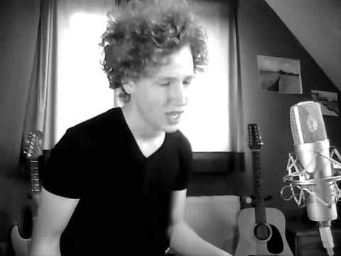 Moves Like Jagger (Acapella) - Maroon 5 Feat. Christina Aguilera