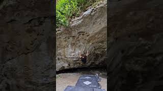 Video thumbnail of Back to Black, 8A. Blackwell Dale
