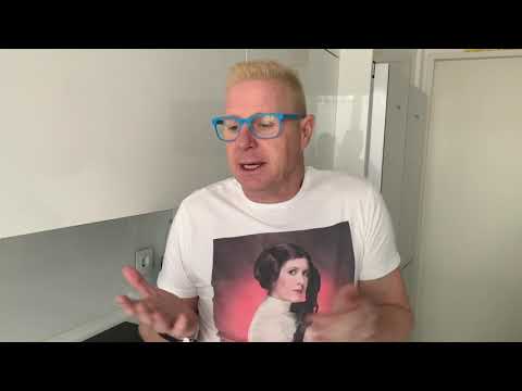 Vamos a darle una aguita al traje 💦💦💦