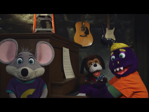 Munch & Jasper's Song Title | Chuck E. Cheese Silly Songs for Kids | Afternoon Fun Break