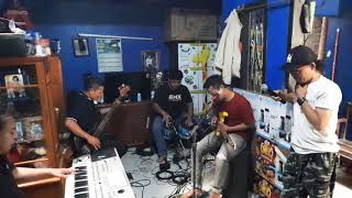 Download lagu dingin #hamdan att versi latihan bintang family pim : apih tuteng vocal : ocim yoga mp3