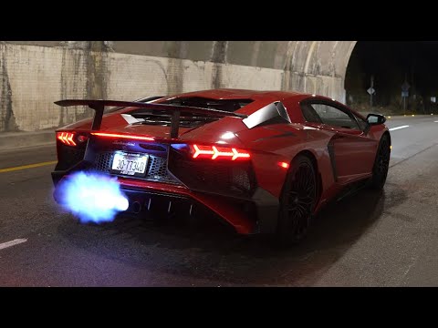 Lamborghini Aventador SV exhaust sound is INSANE! 
