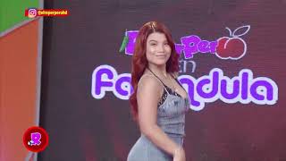 La nueva vecina del barrio y la bailarina – El Reperpero