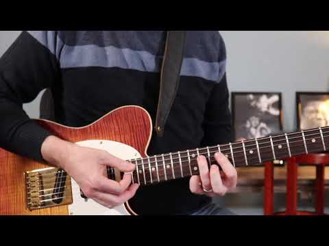 R&B Rhythm Guitar - Connecting Chords With Melody