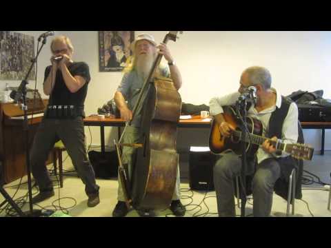 Musikorkesteret i beboerhuset Ørnen d. 01 - 09 - 2013 del 2