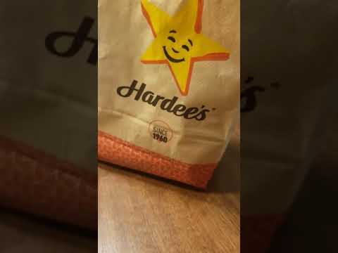 Hardee's crispy fish sandwich 6th Friday of Lent #reviews #FishFriday #FishSandwich #Fish #shorts