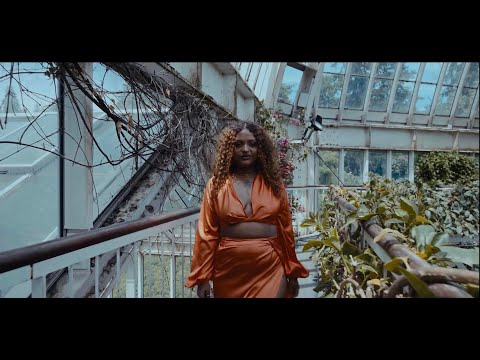 Dark Queen - PESOS - Clip Official ( Tamil Rap )