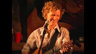 Catie Curtis - My﻿ Dad&#39;s Yard