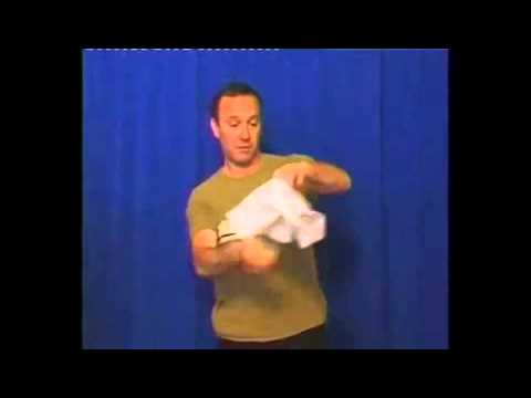 Handkerchief vanishing bill by Bazar De Magia