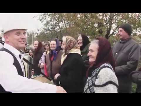 Завтра будете в телевізорі,в кіні