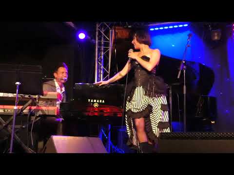 Veronica Swift & Peter Cincotti "On The Sunny Side Of THe Street" Live Paris 2025
