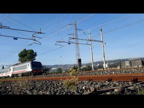 [PILOTA Z1 IN SICILIA] IC 722 Siracusa -Roma Termini 464 Sun Stazione di Acireale.