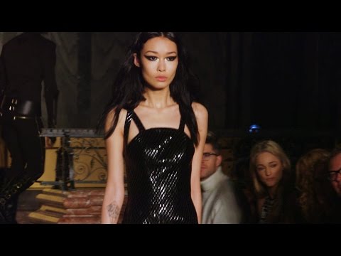 Julien Macdonald AW16 at London Fashion Week