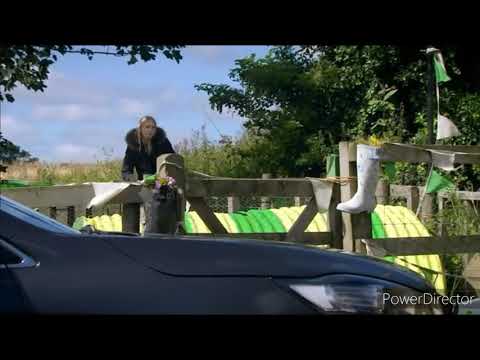 Emmerdale - Lisa Return To Haunt Belle In Her Head - Part 1/2 (15th October 2020)