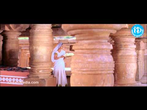 Pandurangadu Movie - Sneha Best Introduction Scene