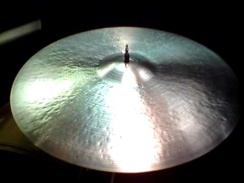 22 Kontroversial Ride, 2398g   Hancrafted cymbals by Craig Lauritsen