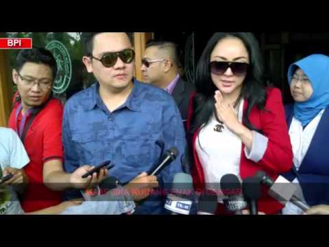 Regina Beberkan Penyebab Perceraian dengan Farhat Abbas