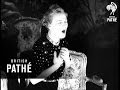Gracie Fields Entertains The Troops (1939)
